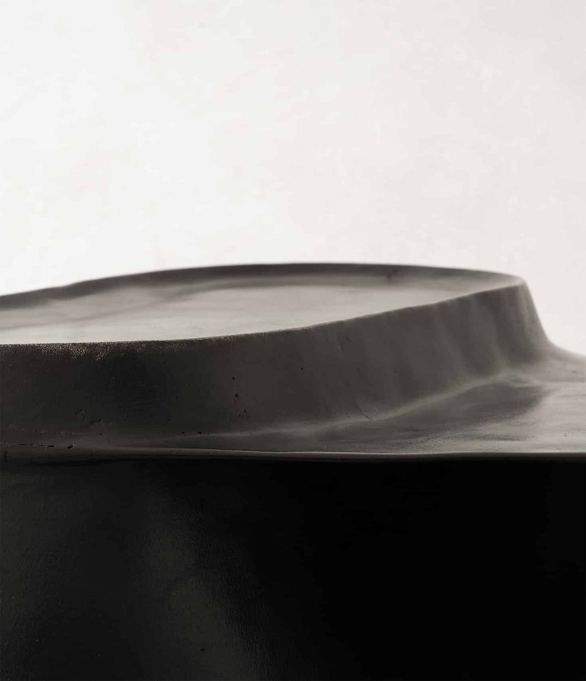 Table basse Kassena by Noé Duchaufour-Lawrance