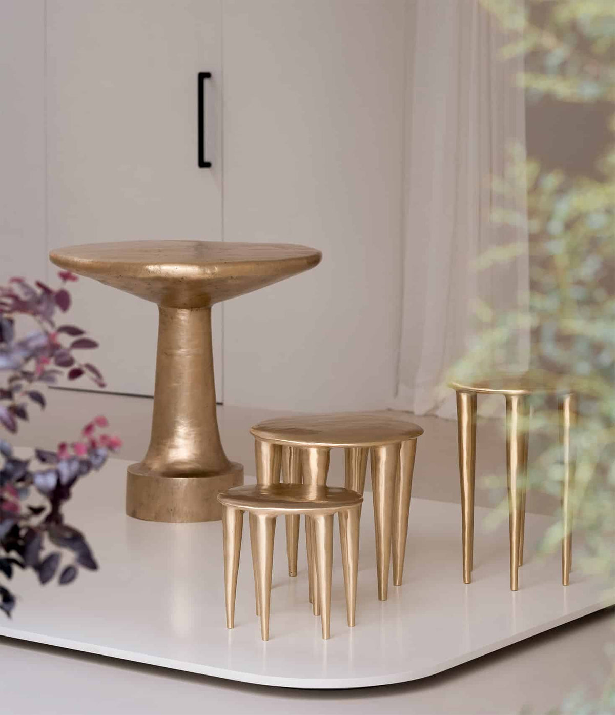 Dabacali Table