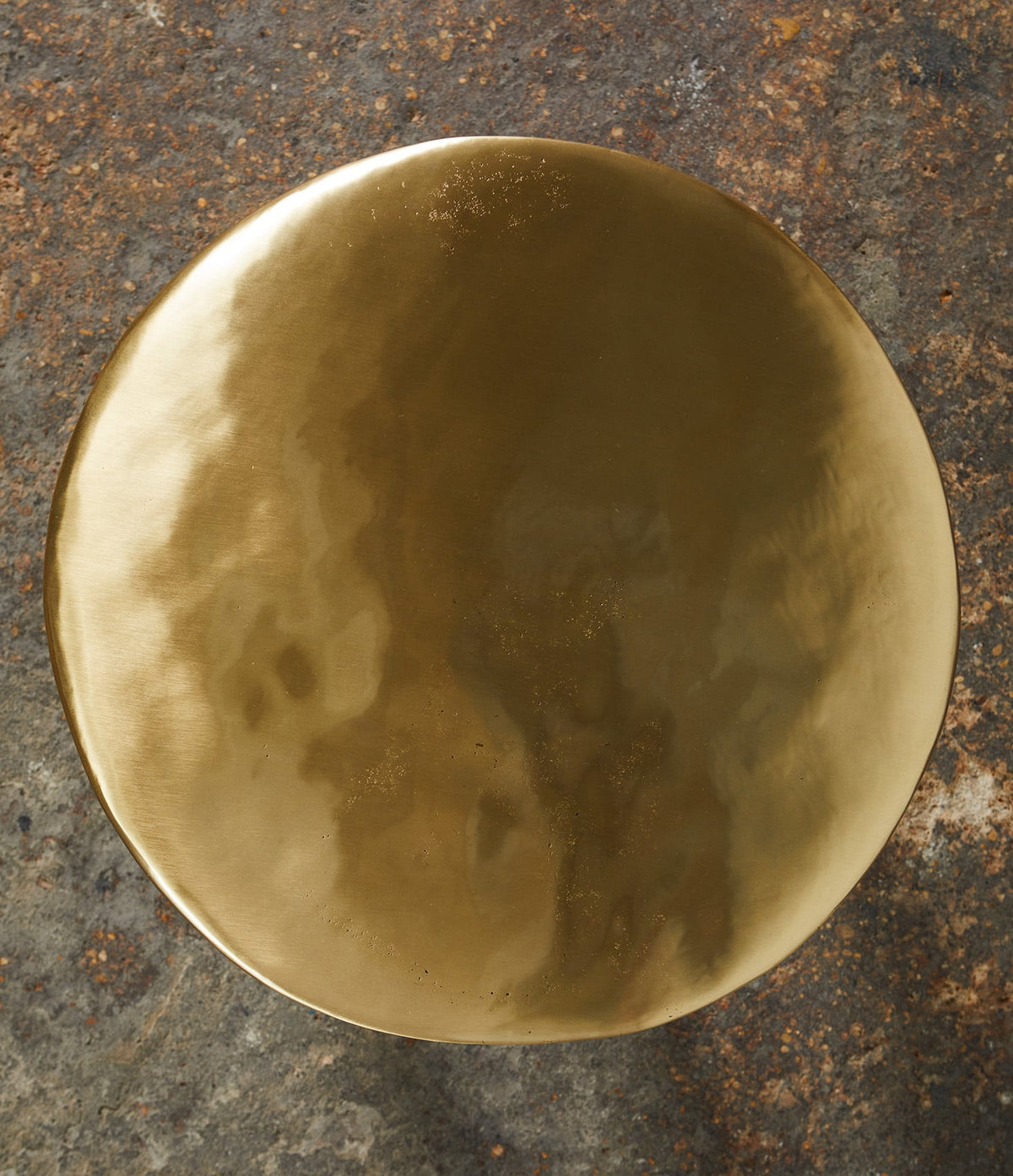 Table Zindi Extra by Charlotte Thon & Marc Boinet