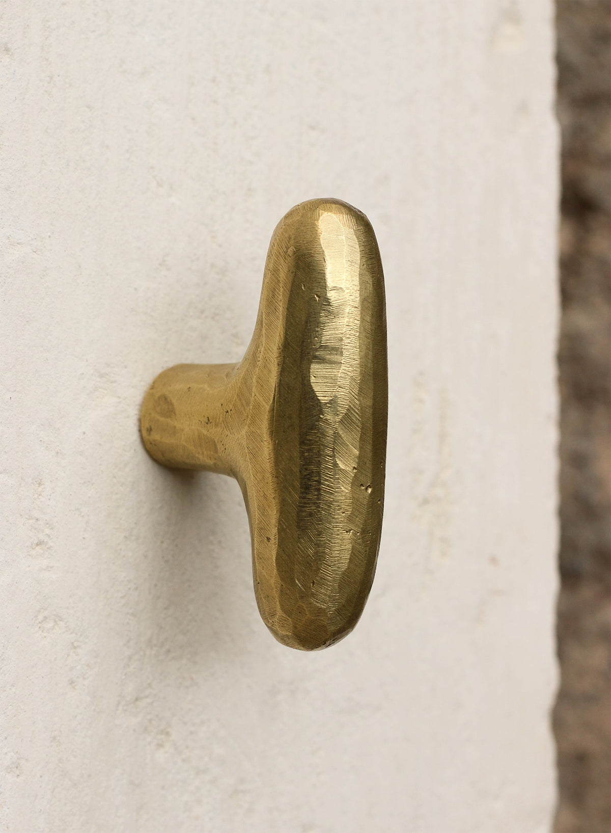 Rounded T-Hook
