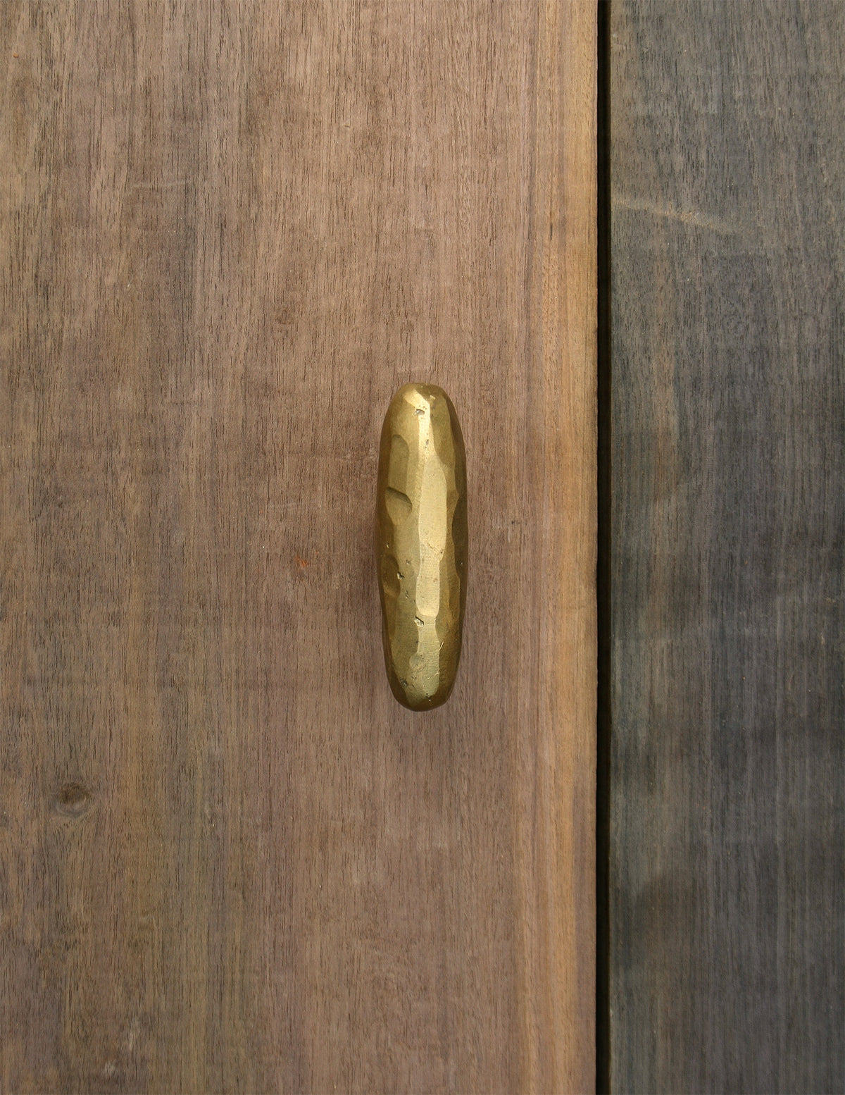 Small Faceted T-Hook