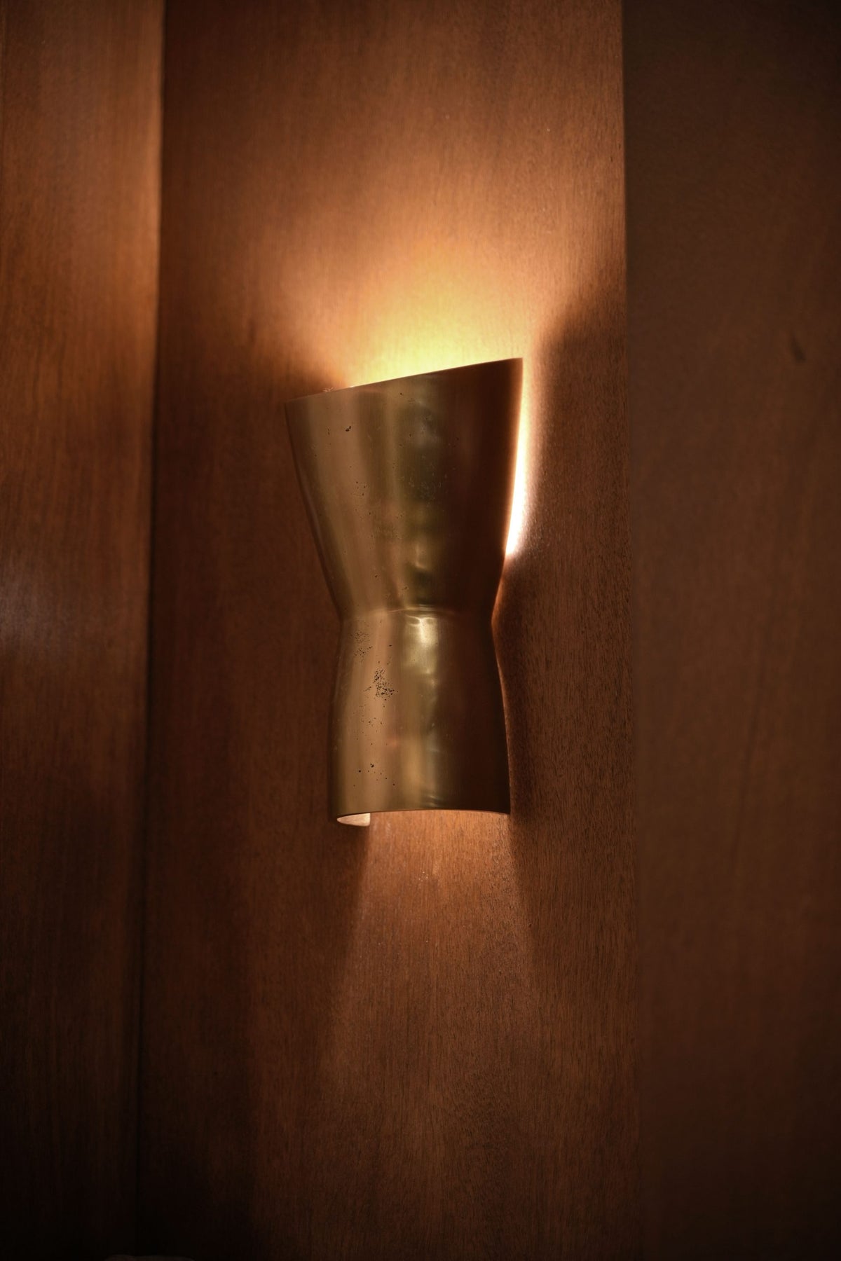 Zaka Sconce