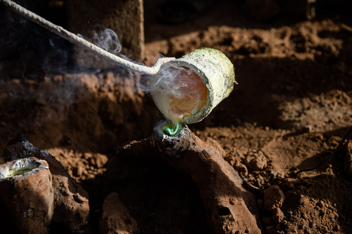 Bronze casting at the atelier in Ouagadougou